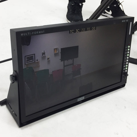 Bem-182_18인치 모니터 02